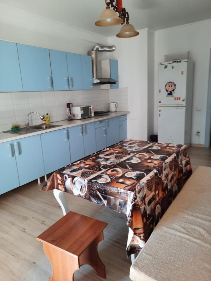 Diplomat - 2 Apartment Bishkek Luaran gambar